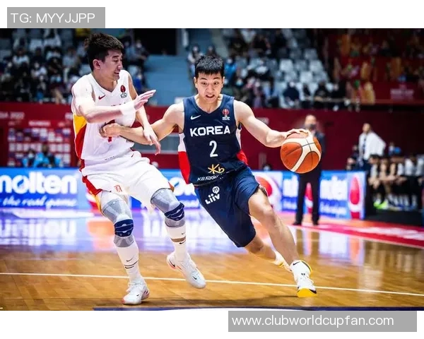 亚锦赛中国男篮迎战韩国队全力争胜展现实力与团队精神